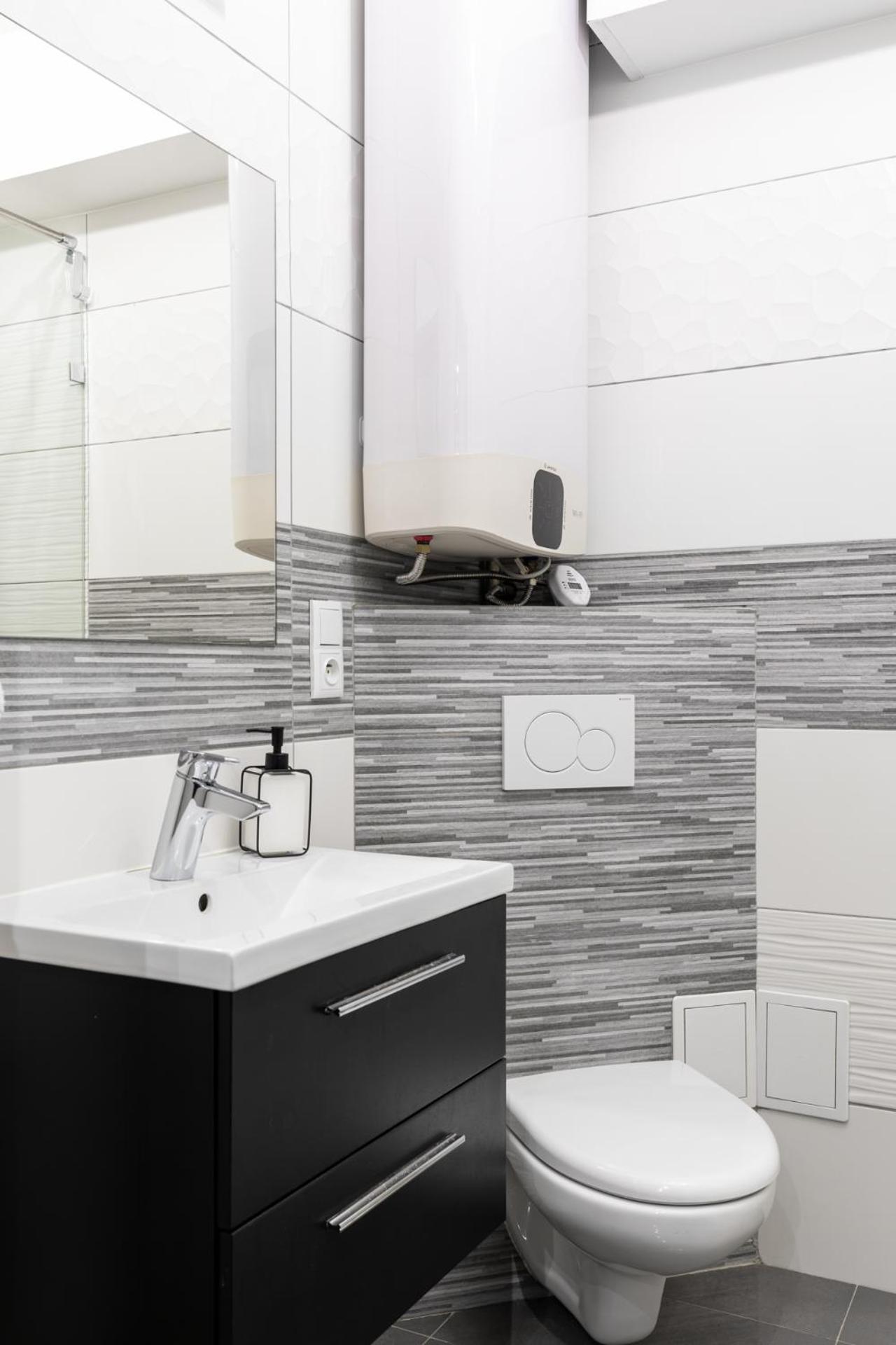 Apartamenty Premium, Faktura Vat, Zrodlowa Centrum Parter Ground Floor Parking Super Lokalizacja Two Bedrooms Kitchen 50 M2 Kielce Zewnętrze zdjęcie